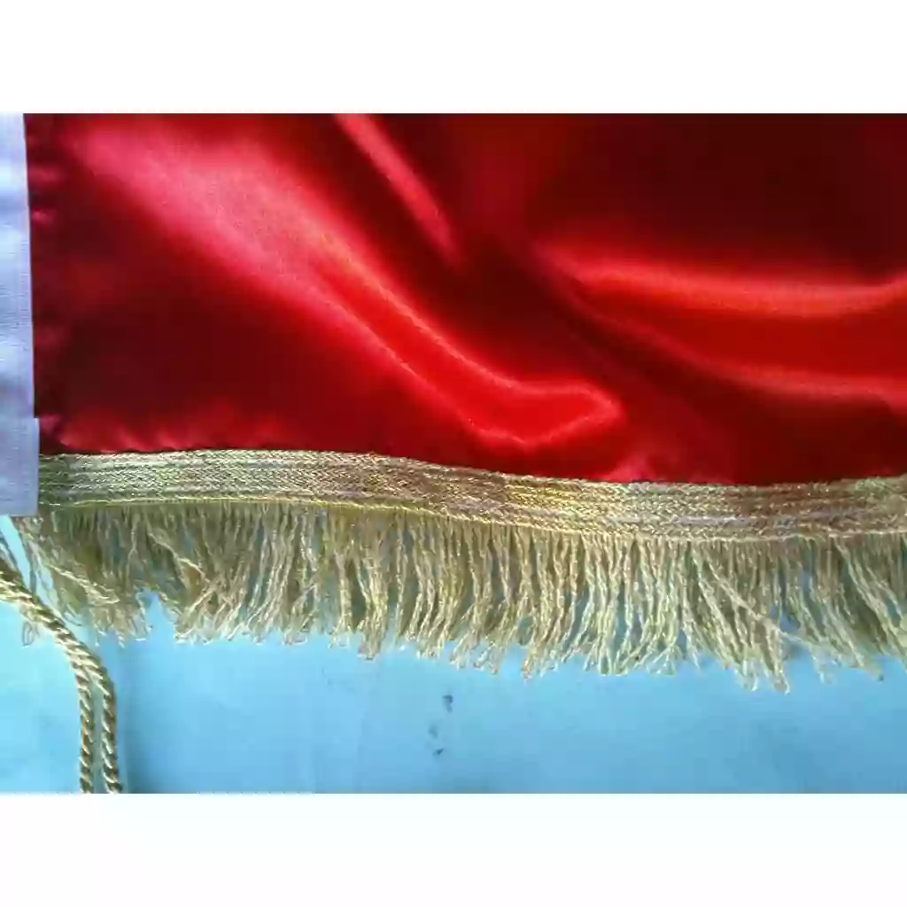 makam-bayragi-sacak-puskul